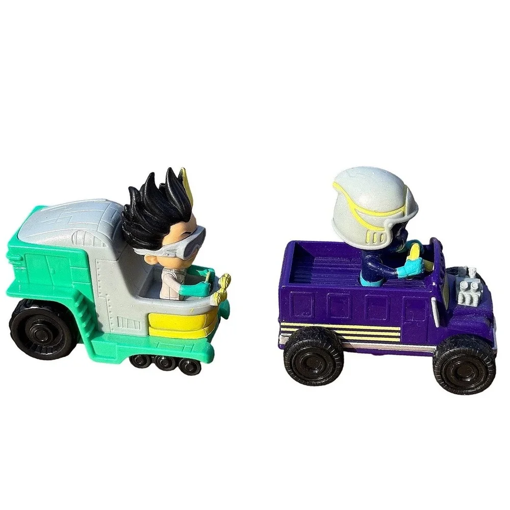 PJ Masks Just Play‎ Romeo Lab Night Ninja Bus Toy Vehicle Set Villains Wheelies